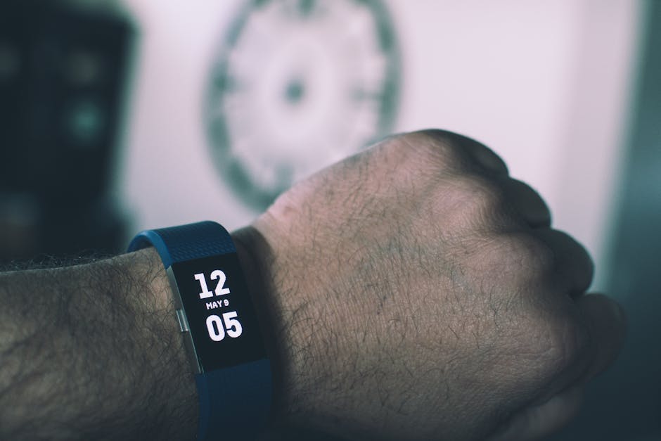 Smartwatch tracking fitness metrics